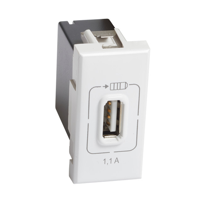 BTicino 6 Vdc USB charger — HD4285C1