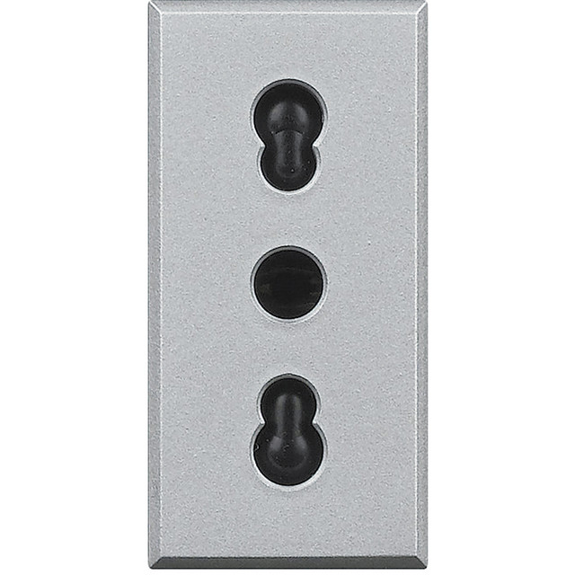 BTicino Socket 2P+T 10/16A 250 Vac — HC4180