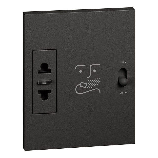 BTicino Shaver socket with insulation transformer — KG4177