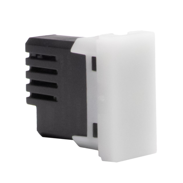 BTicino LED safety lamp with automatic operation when there is a power cut. — J4381