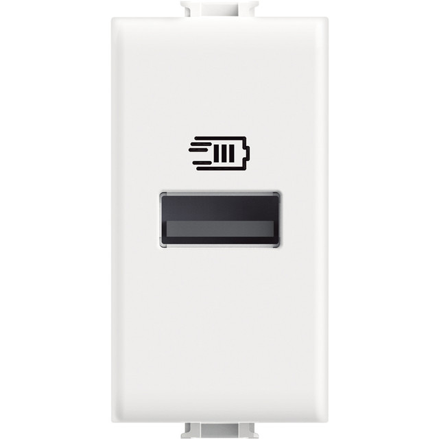 BTicino USB charger with 1 type A port - 15W — AM4191A