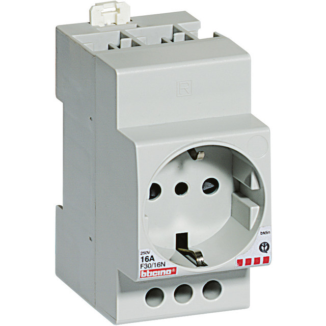 BTicino German standard socket for DIN35 rail - In= 10/16A - Vn=230V - 2P+T — F30/16N