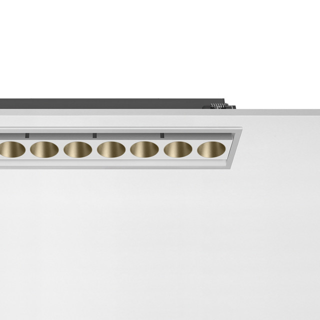 Flos Light Shadow Adjustable Trim 8 Spots Optic Wide Flood — 05.1632.40C — manufacturer representative image