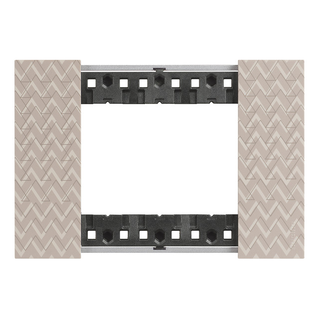 BTicino 3 modules Living Now plate — KA4803MM