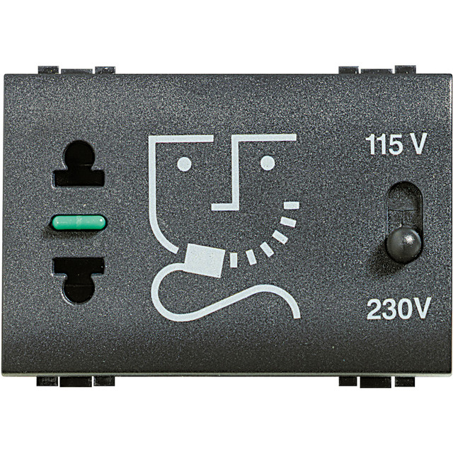 BTicino Shaver socket with insulation transformer — L4177
