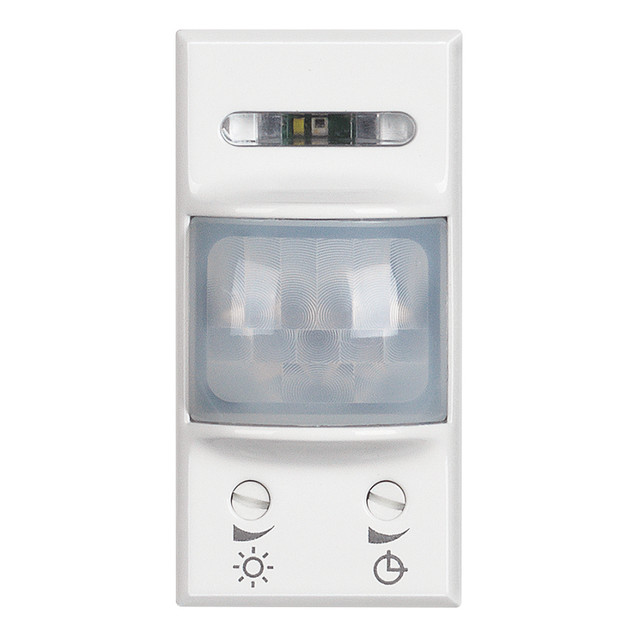 BTicino Switch IR passive 200W — HD4431N