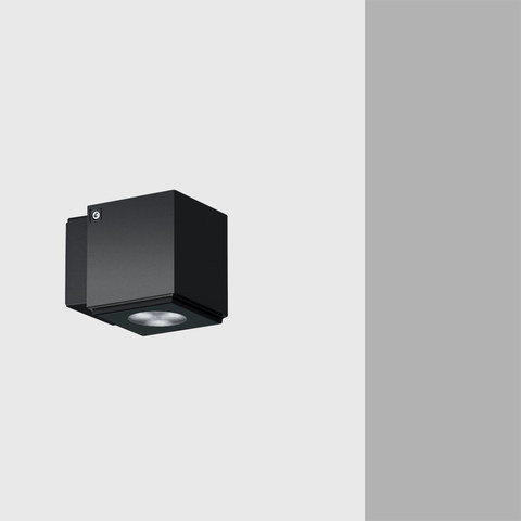 iGuzzini iPro 81mm wall mounted — BK32 — manufacturer representative image