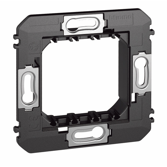 BTicino Support for the installation of the electrified frames in the 2-module boxes. — K8102