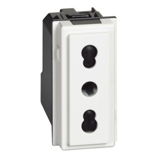 BTicino Italian standard socket 2P+E 16 A 250 Vac - center distance 19 mm and 26 mm — KW4180