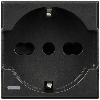 BTicino Socket 2P+T 16A 250 Vac — HS4140/16