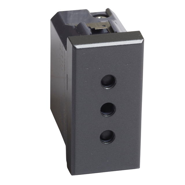 BTicino Socket 2P+T 10A 250 Vac — HS4113