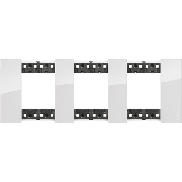 BTicino 2x3P 71mm Living Now plate — KA4802M3DW