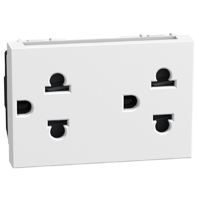 BTicino European/american standard socket 2 P+E 16 A 127/250 V - 3 modules - white — YW4185