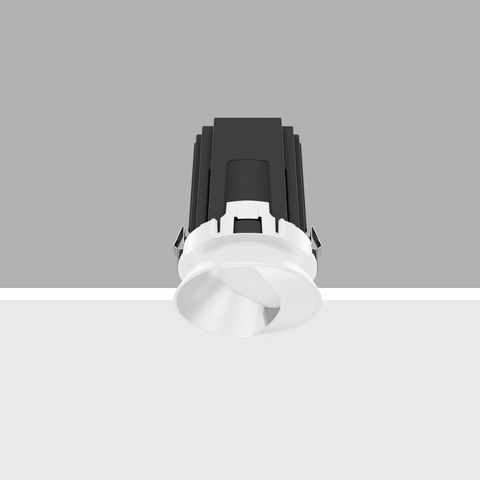 iGuzzini P385 — Minimal round recessed luminaire (frameless) — manufacturer representative image