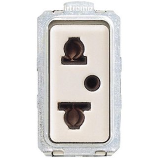 BTicino Socket 2P+T 10/15A - euroamerican standard — 5026N