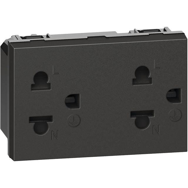 BTicino Euro american standard 2 P+E 16 A 127/250 Vac universal duplex socket — KG4185