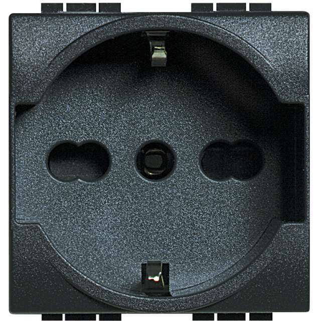 BTicino Socket 2P+T 16A 250 Vac - earth lateral contacts for Plugs german standard — L4140/16