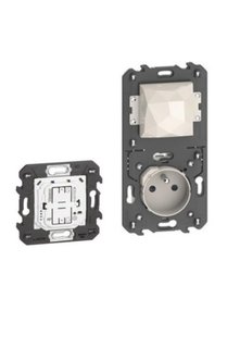 BTicino Gateway - This pack enables to create a connected installation in the home (with F/B std socket) — KM4502C
