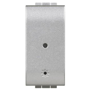 BTicino Connected module for socket - for remote control of electric devices and the measure of consumption. — NT4531C