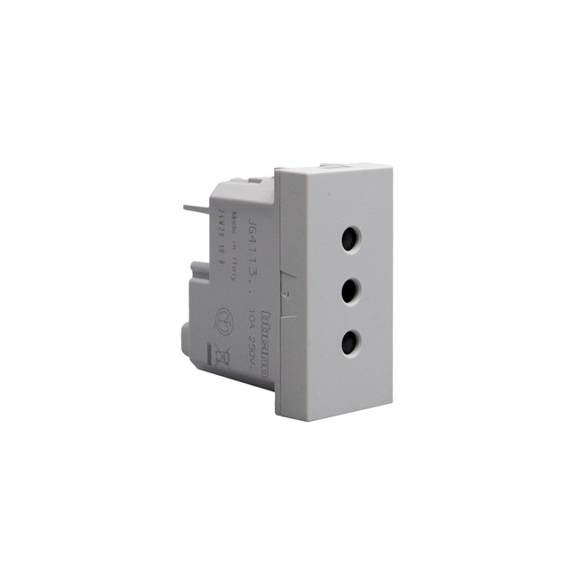 BTicino Italian standard P11 socket outlets. 2P+E 10 A 250 Va.c. — JG4113