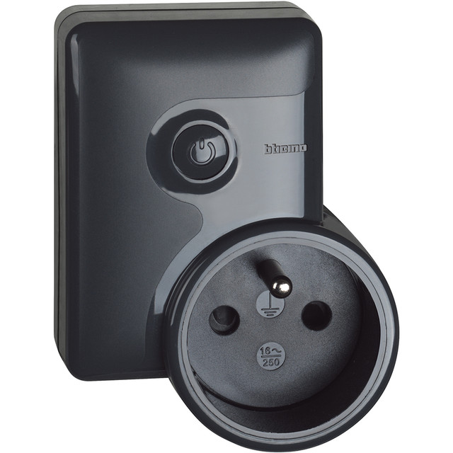 BTicino Mobile connected French/Belgian standard power outlet plug&play for existing socket. — 4142PC