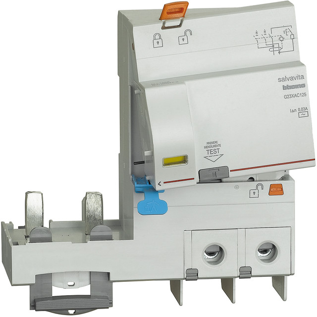 BTicino Earth leakage module 2P - type AC - In= 125A - Idn= 30mA - Vn= 230/400Vac — G23XAC125