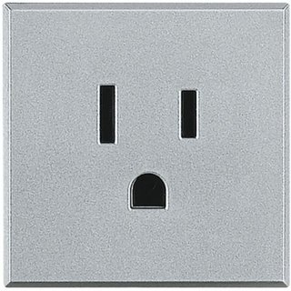 BTicino Socket 2P+T 15A 127/250 Vac - american standard — HC4128