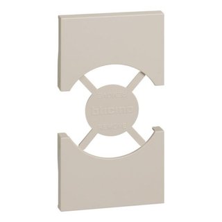 BTicino Covers for Italian/German standard socket P 40. For items KG4140A16 - KG4140A16F — KM03