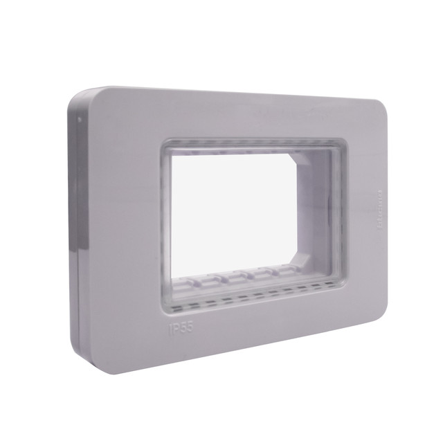 BTicino IP55 Cover plate - 3 modules - grey — 28603G