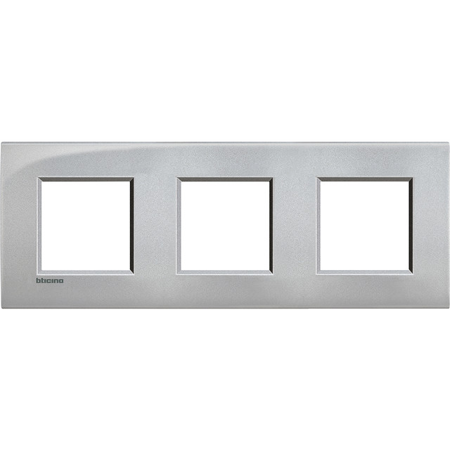 BTicino AIR cover plate 2x3P 71mm Tech — LNE4802M3TE