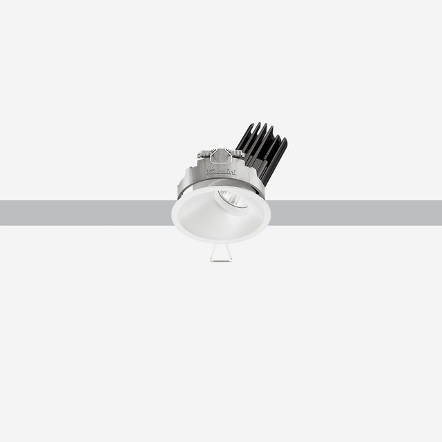 iGuzzini Laser Evo recessed ø 75 mm Tilted lighting product
