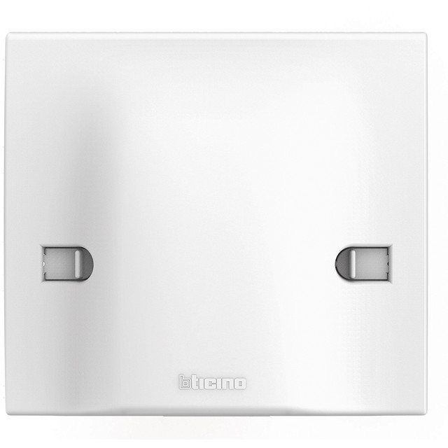 BTicino 45 A flex outlet frontplate unfused — N4955/45
