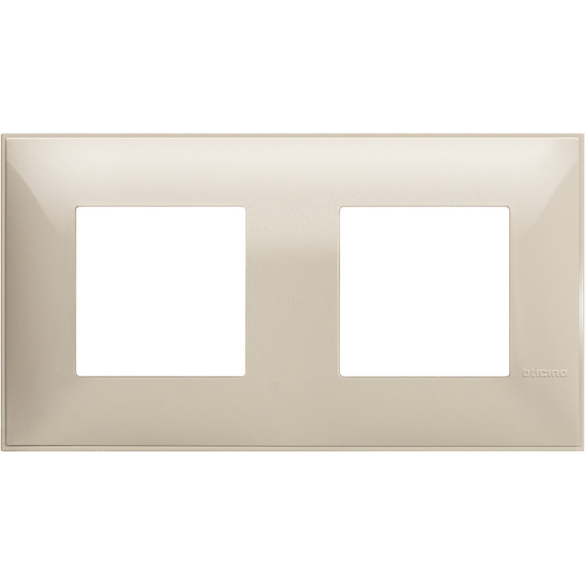 BTicino Cover plate - 2+2 horizontal/vertical installation modules — R4802M2CR