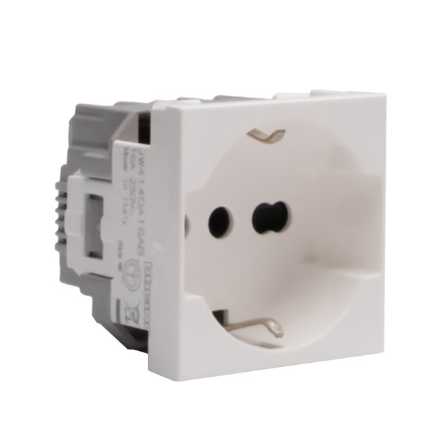 BTicino Italian standard P40 socket outlets. 2P+E 10 A and 16 A 250 Va.c. — JW4140A16AB