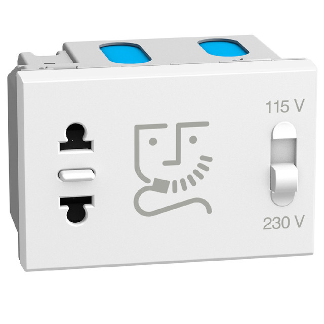 BTicino Shaver socket with insulation transformer - 3 modules - white — YW4177