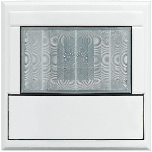 BTicino Green Switch: switch with PIR and brightness sensor. — HD4434