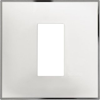BTicino Cover plate - 1 centered module — R4801WR