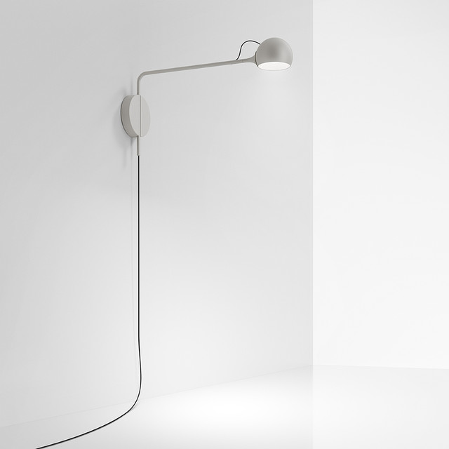Artemide Ixa - Wall - White/Grey - Plug — 1113060A