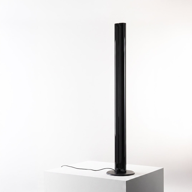 Artemide Megaron - Black - 3000K — A016050 — manufacturer representative image