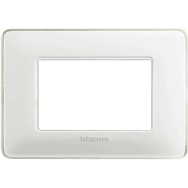 BTicino Cover plate 3 modules — AM4803CBN