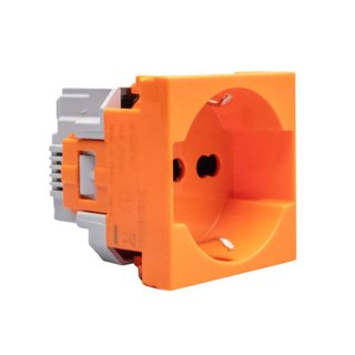 BTicino Italian standard P40 socket outlets. 2P+E 10 A and 16 A 250 Va.c. — J4140A16O