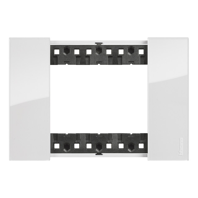 BTicino 3 modules Living Now plate — KA4803DW